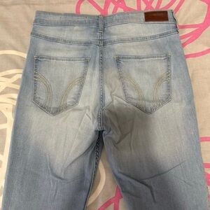 Hollister High-Rise Light Wash Skinny Jeans